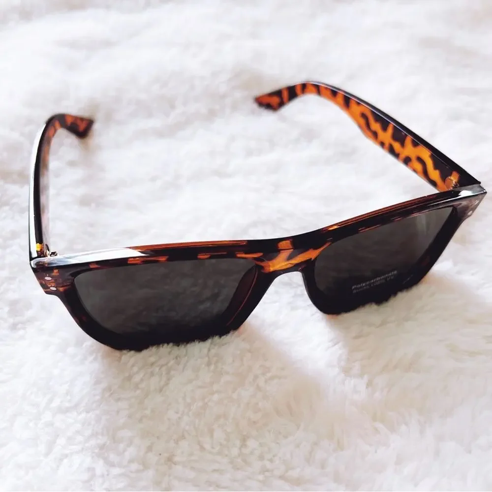 Simon Tortoise Brown Classic Sunglasses